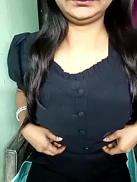 Snapshot of Hey_shiviii chatting on February 2026 02:00:02 AM Hey shiviii online show from February 2026 02:00:02 AM