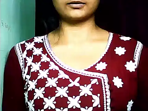 Snapshot of Hey_shiviii chatting on February 2026 05:02:02 PM Hey shiviii online show from February 2026 05:02:02 PM