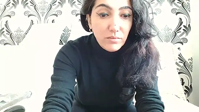 Snapshot of CharmingPearl chatting on March 2026 08:44:02 AM CharmingPearl online show from March 2026 08:44:02 AM