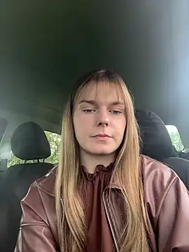 LisaFreierxx online show from May 2026 02:20:02 PM