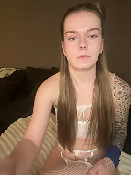 LisaFreierxx online show from February 2026 04:58:02 PM