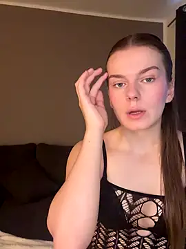 LisaFreierxx online show from December 2025 11:43:02 AM