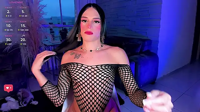 Snapshot of SexyNaza_1 chatting on May 2026 11:14:02 PM SexyNaza 1 online show from May 2026 11:14:02 PM