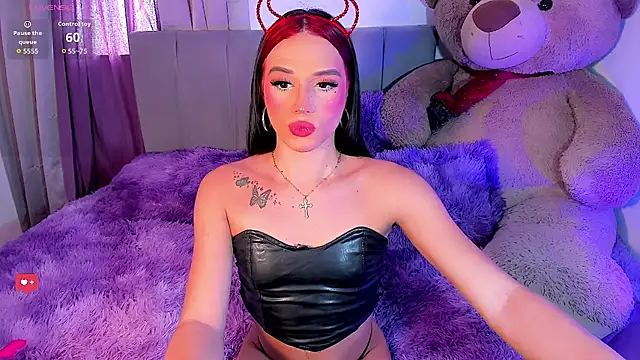 Snapshot of SexyNaza_1 chatting on June 2026 08:39:01 PM SexyNaza 1 online show from June 2026 08:39:01 PM
