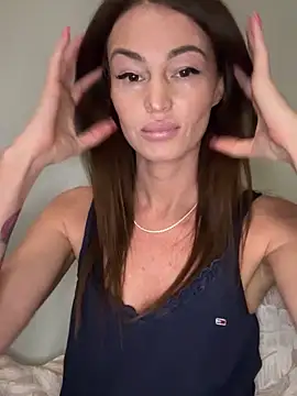 Sindy Energy online show from November 2025 04:06:02 PM