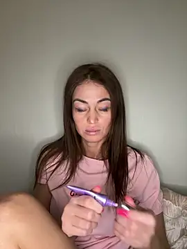 Sindy Energy online show from November 2025 04:44:02 PM