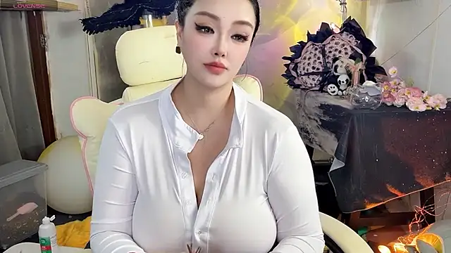 Yahoo-666 online show from November 2025 06:07:02 PM