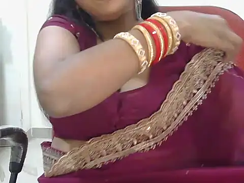 Snapshot of roja-1 chatting on November 2025 01:11:01 PM roja-1 online show from November 2025 01:11:01 PM