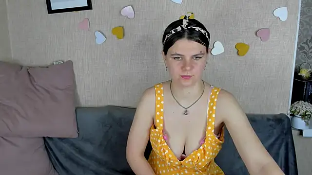 Zorianaa online show from May 2026 09:07:02 PM