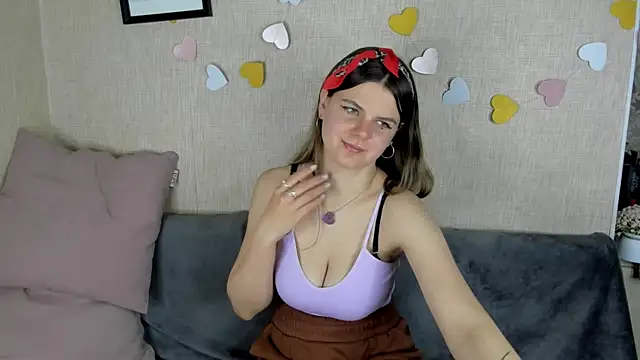 Zorianaa online show from April 2026 09:10:02 PM
