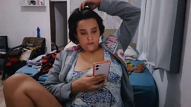Snapshot of BIADELICIA1 chatting on July 2026 01:17:01 AM BIADELICIA1 online show from July 2026 01:17:01 AM