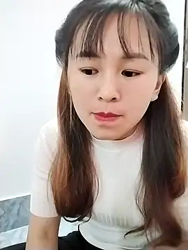 meeow-bimew online show from November 2025 02:04:02 AM