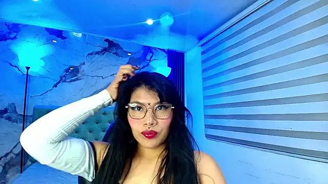 EsmeraldaChantre online show from November 2025 11:43:02 AM