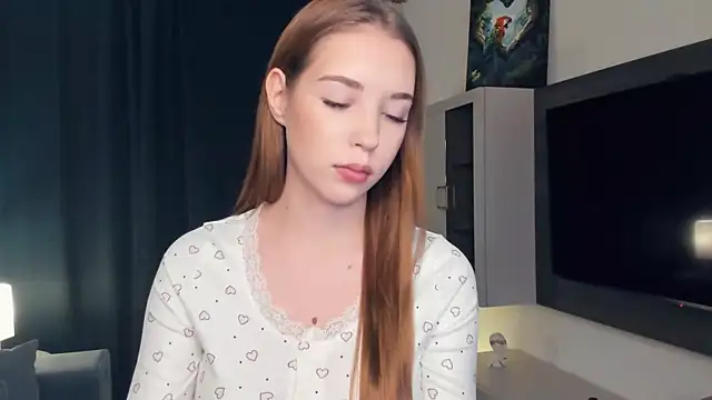 MerlePalaia online show from November 2025 06:41:01 PM