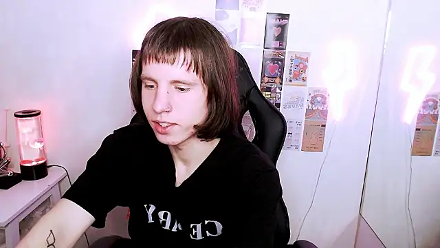 CutieKai  online show from March 2026 09:21:01 PM