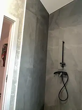 Rebecaburns online show from March 2026 10:38:02 AM