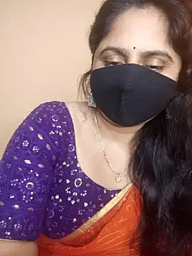 Snapshot of mouni499 chatting on July 2026 08:21:01 AM mouni499 online show from July 2026 08:21:01 AM