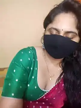 Snapshot of mouni499 chatting on July 2026 10:30:02 AM mouni499 online show from July 2026 10:30:02 AM