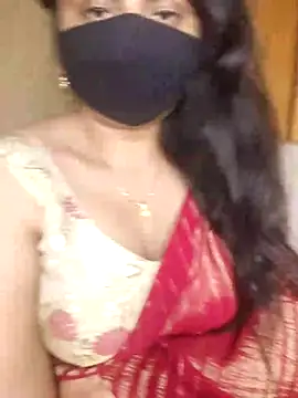 Snapshot of mouni499 chatting on July 2026 10:28:02 PM mouni499 online show from July 2026 10:28:02 PM