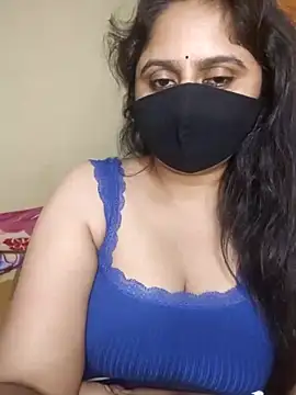 Snapshot of mouni499 chatting on June 2026 09:42:02 PM mouni499 online show from June 2026 09:42:02 PM