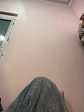 Snapshot of lung-linh chatting on December 2025 07:42:02 AM lung-linh online show from December 2025 07:42:02 AM