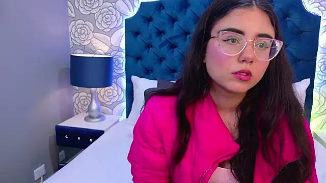 Snapshot of ScarlettPetrova chatting on November 2025 12:53:02 PM ScarlettPetrova online show from November 2025 12:53:02 PM