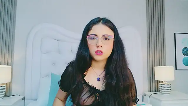 ScarlettPetrova online show from April 2026 11:35:01 AM