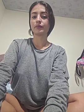 GISELLA   online show from November 2025 10:21:02 AM