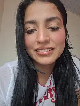 GISELLA   online show from January 2026 06:47:02 PM