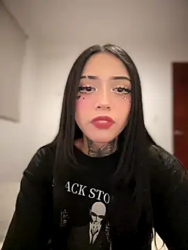 JIORYOvO online show from January 2026 03:12:01 AM