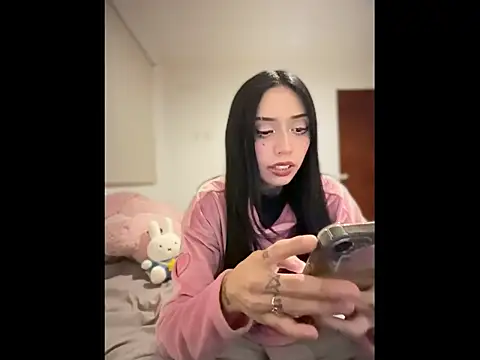 JIORYOvO online show from June 2026 03:48:02 AM