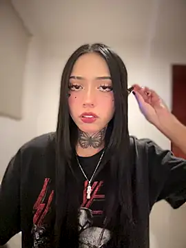 JIORYOvO online show from November 2025 02:37:01 AM