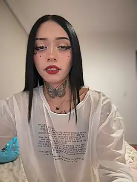 JIORYOvO online show from May 2026 04:49:02 AM