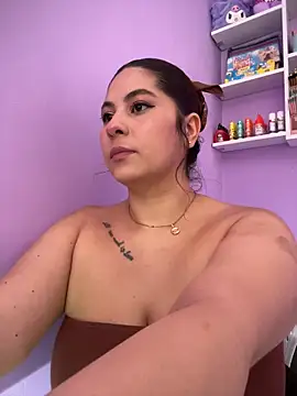 Cleopatra COL online show from February 2026 08:53:02 PM