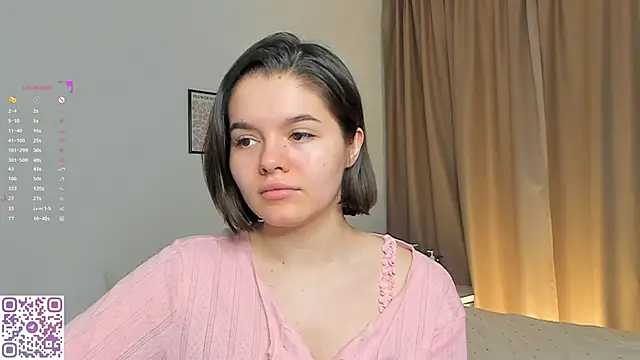 Snapshot of Xo_Laura chatting on January 2026 01:42:02 AM Xo Laura online show from January 2026 01:42:02 AM