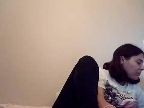 hotnathy69 online show from December 2025 08:20:01 AM