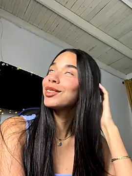 Snapshot of Milleradhara24 chatting on November 2025 01:28:01 AM Milleradhara24 online show from November 2025 01:28:01 AM