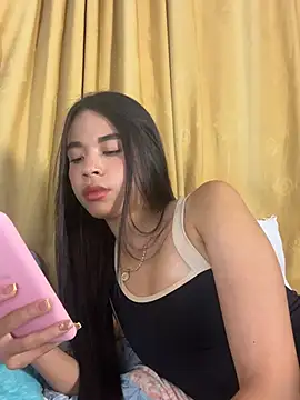 Snapshot of Milleradhara24 chatting on July 2026 04:35:02 AM Milleradhara24 online show from July 2026 04:35:02 AM