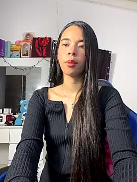 Snapshot of Milleradhara24 chatting on November 2025 06:52:02 PM Milleradhara24 online show from November 2025 06:52:02 PM