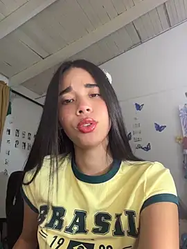 Snapshot of Milleradhara24 chatting on June 2026 03:41:02 AM Milleradhara24 online show from June 2026 03:41:02 AM