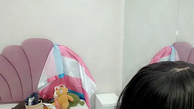 horny bri  online show from December 2025 01:24:02 PM