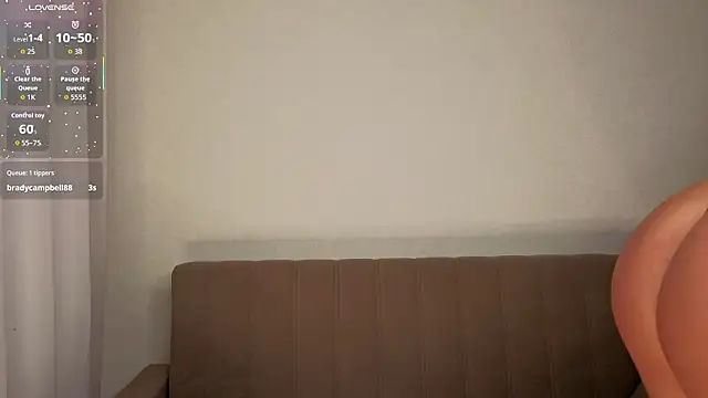 Violet Johnsonn online show from March 2026 05:20:01 AM