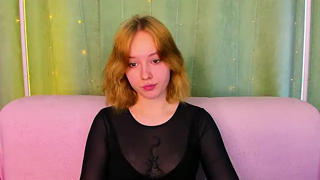 RikkiChoco online show from April 2026 08:18:02 AM