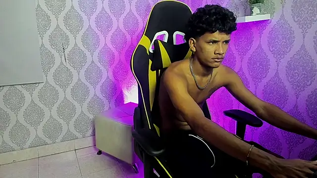 Boy savoy online show from February 2026 07:31:02 AM