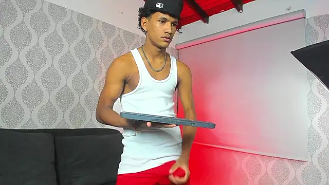 Boy savoy online show from February 2026 08:41:02 PM