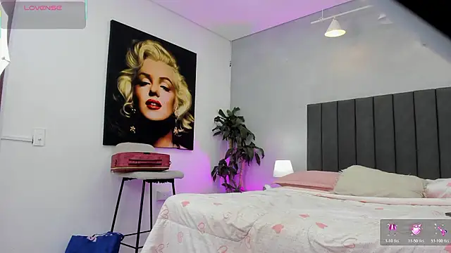 Snapshot of kendra_london chatting on March 2026 11:19:02 AM kendra london online show from March 2026 11:19:02 AM