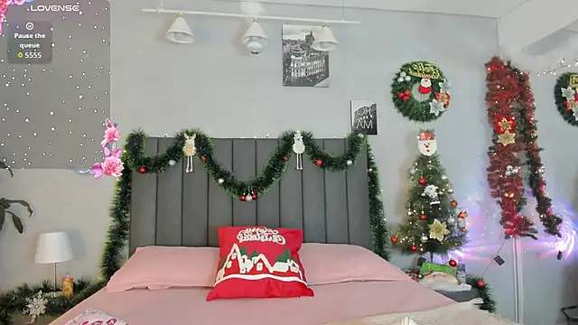 Snapshot of kendra_london chatting on November 2025 11:10:01 AM kendra london online show from November 2025 11:10:01 AM