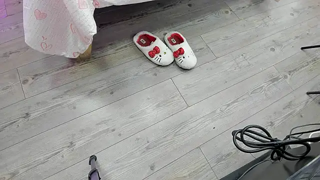 Snapshot of kendra_london chatting on March 2026 11:14:01 AM kendra london online show from March 2026 11:14:01 AM