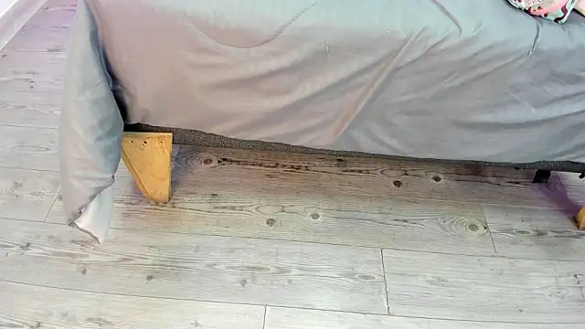 Snapshot of kendra_london chatting on January 2026 11:24:02 AM kendra london online show from January 2026 11:24:02 AM