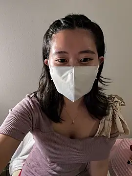 Snapshot of -Amane-ch chatting on November 2025 05:10:02 AM -Amane-ch online show from November 2025 05:10:02 AM